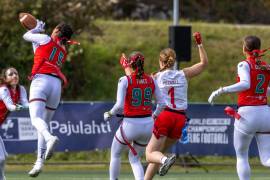 La Selección Mexicana Femenil de Flag Football sigue imparable, asegurando su pase a la ronda de eliminación directa tras vencer a Canadá 38-28 y mantener su récord invicto.