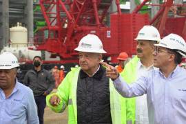 AMLO insiste en que México será autosuficiente en hidrocarburos para fines del 2023