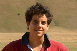 Carlo Acutis fue un estudiante y aficionado a la informática italiano, que desde los 12 años comenzó a evangelizar a través de un sitio web que creó para documentar sus milagros.