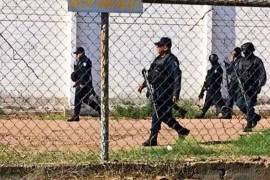 El documento también señala que una custodia en turno no revisaba el contenido de las maletas y mochilas de los celadores que ingresaban al centro penitenciario.