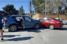 La automovilista fue detenida tras provocar accidente en la colonia República.