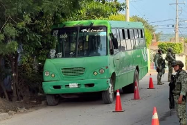 Transporte público es balaceado en Escuinapa, Sinaloa