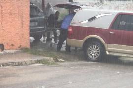 El cuerpo del hombre fue trasladado a una funeraria local para los procedimientos correspondientes.