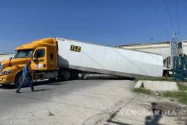 El coordinador de la Comisión de Desarrollo Urbano, enfatiza la necesidad de mejorar la señalización en los cruces ferroviarios tras tres accidentes recientes en la región.