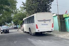 Elementos de la Policía Preventiva en el área donde ocurrió el incidente, buscaron al agresor quien logró escapar antes de que llegaran las autoridades.