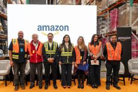 Amazon inauguró en México su primer centro de apoyo a desastres en América Latina en el central Estado de México, donde almacenará más de 25,000 artículos de primera necesidad.