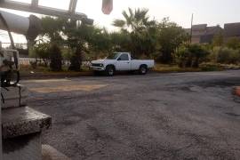 Personas ajenas estarían ingresando en camionetas particulares para desmantelar equipos.