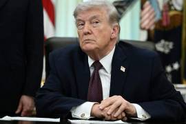 A medida que los precios de la energía se disparan, Trump se muestra desesperado por lograr que los países envíen sus barcos al estrecho.