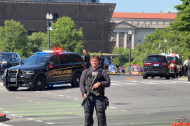 Un informe del Servicio Secreto de Estados Unidos alertó esta tarde de presuntos disparos cerca de la Casa Blanca, por lo que se ha puesto el edificio en cierre temporal.