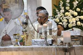 Monseñor Humberto González Galindo celebró 74 años de sacerdocio acompañado de familiares, sacerdotes, religiosas y feligreses en el templo del Padre Nuestro.