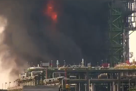 Petróleo Mexicanos confirmó en sus redes sociales el incendio en la Refinería Olmeca de en Dos Bocas en el municipio de Paraíso, Tabasco.
