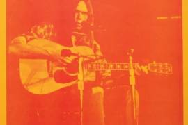 Portada del disco “Carnegie Hall” de Neil Young. Warner Music