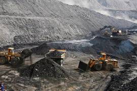 Sustituir las plantas carboeléctricas y termoeléctricas por solares y eólicas reduciría el precio del kWh en 38.5%, afirman.