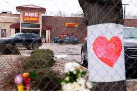 Tras tiroteos, Kamala Harris insta al Congreso de EU a aprobar leyes para control de armas