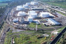 La terminal cuenta con autorización para almacenar alrededor de 100 millones de litros de combustible, una capacidad superior al volumen asegurado.