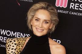 Sharon Stone envía un mensaje de aliento a la Cruz Roja