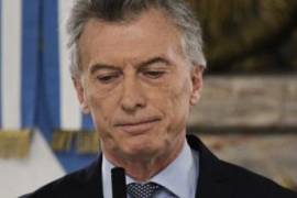 Mauricio Macri es denunciado por espionaje a periodistas en Argentina