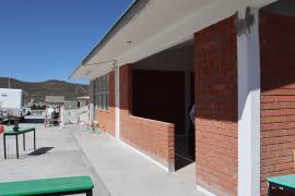 Las aulas en construcción en la Escuela Primaria Javier López del Bosque, aún carecen de detalles como puertas y ventanas.