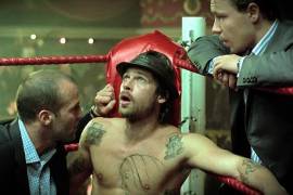 Historia. Brad Pitt, Jason Statham y Benicio Del Toro encabezan el reparto de una historia donde el azar, el crimen y el humor negro se entrelazan en las calles de Londres.