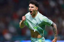 Lo que podría opacar la venta del defensa mexicano es que la oferta no sea lo suficientemente atractiva, además, se busca la estabilidad familiar y emocional.