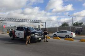 Preparados. Los cierres del Puente Internacional continuarán periódicamente y por espacios de 10 a 20 minutos.