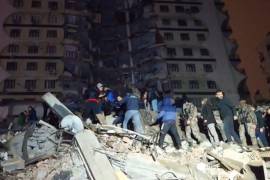 Más de mil 600 muertos deja poderoso sismo en Turquía y Siria; México muestra su solidaridad