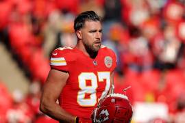 Con 36 años, Kelce pertenece a una generación distinta a la de los alas cerradas emergentes, que dominan la liga y que rondan los 25 años