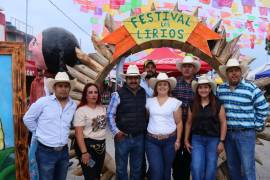 La Feria del Elote inició en Los Lirios con un vibrante ambiente y sabores únicos.