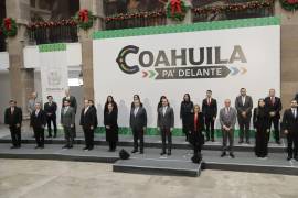 Llega Eliud Aguirre a la Secretaría de Salud de Coahuila; nombra Manolo Jiménez integrantes del gabinete legal y ampliado