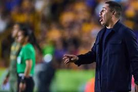 Efraín Juárez pidió mantener la concentración y aseguró que la serie aún no está definida, aunque cercana, sí.