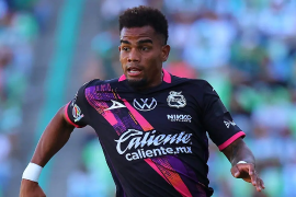 A Edgar Guerra no le gustó el ser sustituido en el partido contra Santos Laguna y en su berrinche empujó al cuarto oficial, Fernando Alexander Cruz, con lo que se ganó la sanción.