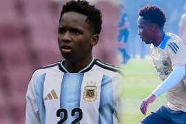 El delantero Stephen “Kiki” Ramos, nacido en Haití y adoptado por una familia argentina tras sobrevivir al terremoto de 2010, debutó con la Selección Argentina Sub-17 rumbo al Mundial de Qatar 2026.
