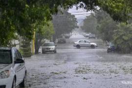 El Monzón Mexicano provocará fuertes lluvias en varias regiones de territorio mexicano, granizadas y fuertes vientos.