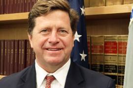 Trump nominó a Jay Clayton como director de Inteligencia Nacional; el fiscal encabeza casos de narcotráfico que incluyen señalamientos contra Rubén Rocha Moya.