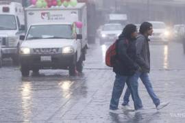 Las recientes lluvias en Coahuila causaron daños en 22 escuelas, principalmente en la Región Laguna y sureste, generando problemas de humedad y fallas eléctricas.