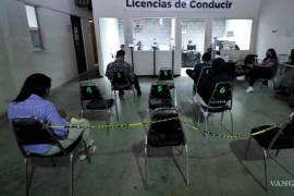 La licencia de conducir se puede obtener sin realizar examen práctico, a pesar que es contemplado en la ley.