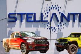 Stellantis está capitalizando la anulación de esas normas por parte del presidente Trump para el mercado de vehículos eléctricos en Estados Unidos.