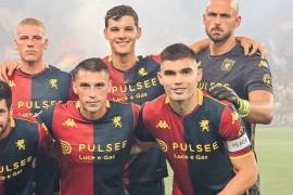 Johan Vásquez lideró al Genoa como capitán en la victoria 3-0 sobre Vicenza en la Coppa Italia.