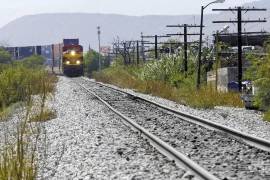 El tren Saltillo–Nuevo Laredo, parte del ambicioso plan ferroviario de la 4T, registra un 96% de avance. Su licitación está prevista para junio, consolidando la conectividad estratégica del norte de México.