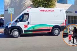 Paramédicos trasladaron al niño al Hospital General Salvador Chavarría por la gravedad de sus heridas.