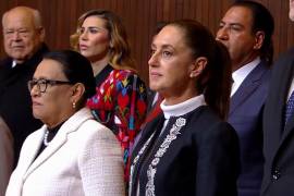 La Presidenta de México lidera la ceremonia oficial desde el emblemático Teatro de la República en Querétaro, marcando una jornada histórica sin conferencia matutina y con la presencia del titular de la SCJN