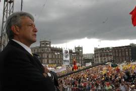 En 2006, México vivió una de las elecciones más controvertidas de su historia. Felipe Calderón fue declarado ganador por un margen mínimo, pero Andrés Manuel López Obrador denunció fraude.