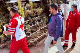 Paramédicos confirmaron el fallecimiento del encargado al interior del establecimiento.