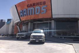 La construcción de una segunda sucursal de Carnes Ramos avanza en el Bulevar Emilio Arizpe de la Maza, al sur de Saltillo.