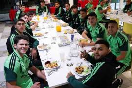 Los seleccionados de la Liga MX llegaron al CAR tras una jornada marcada por la tensión entre la FMF, Chivas y Toluca rumbo al Mundial 2026.