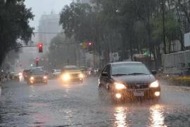 Un canal de baja presión en el sureste mexicano y el ingreso de humedad del golfo de México y mar Caribe, originarán lluvias intensas e intervalos de chubascos.