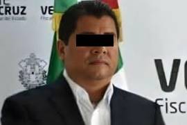 El excoordinador operativo de la CES Morelos fue atacado a balazos en Jiutepec; la Fiscalía estatal abrió una investigación.