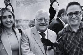 Don Arturo González Valdés (en medio) fue un reconocido empresario de la región sureste con empresas como AMISSA y Alcast.