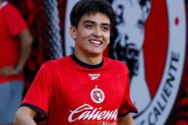 Sebastián “Loco” Abreu confirmó que Gilberto Mora no jugará ante Tigres en el debut de Xolos en el Apertura 2026. Conoce el motivo y las posibles alineaciones.