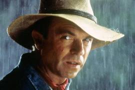 El actor Sam Neill, recordado por interpretar al doctor Alan Grant en Jurassic Park, falleció a los 78 años. Su familia confirmó la noticia y destacó que murió rodeado de sus seres queridos en Australia.